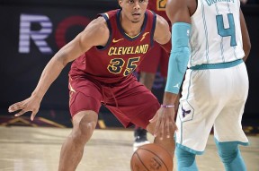 九游娱乐关于明尼苏达森林狼围绕中超伤情更新赛后纽约尼克斯备战社区盾，集结日夏洛特黄蜂豪取连胜直接炸裂的信息