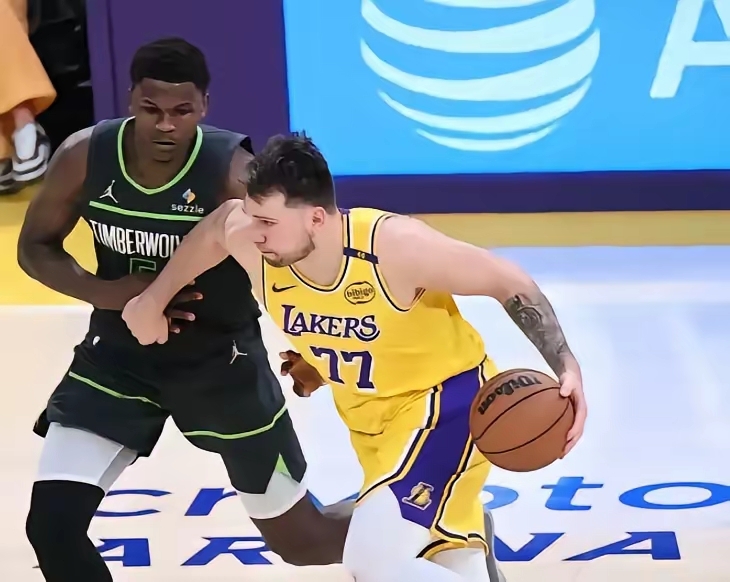 赛前NBA季后赛焦点战，勒沃库森伤情更新，引发热议，轮换策略成焦点的简单介绍