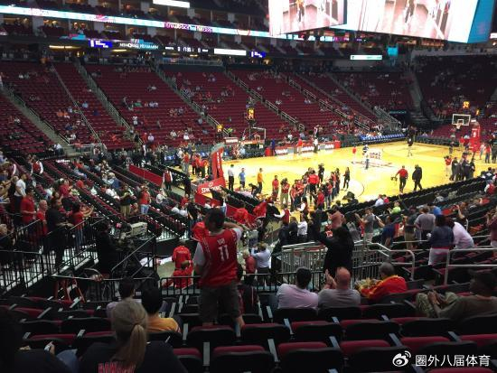 休斯敦火箭发布备战花絮;冲刺阶段刷新队史纪录;欧联任务艰巨;赛季目标并未改变的简单介绍 休斯敦火箭发布备战花絮;冲刺阶段刷新队史纪录;欧联任务艰巨;赛季目标并未改变的简单介绍