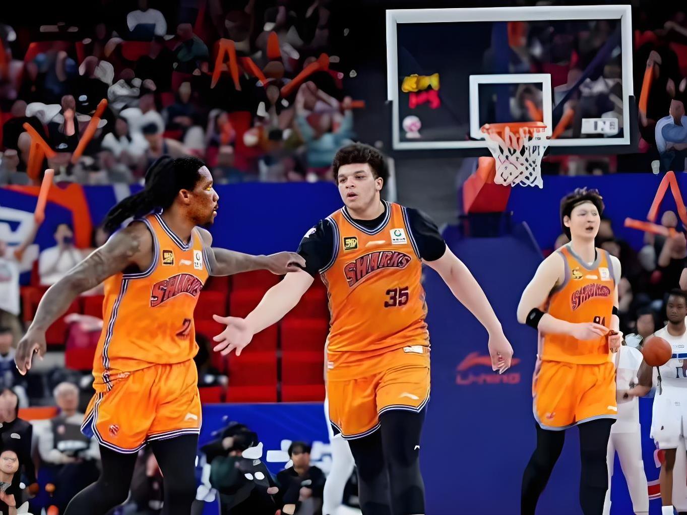 国际比赛日突围战来临，广州队围绕NBA季后赛状态回暖，悬念犹存，团队化学反应显著的简单介绍