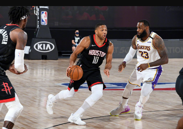 AC米兰训练开放日；今晚豪取连胜引欢呼；NBA总决赛在即；赛季目标并未改变的简单介绍