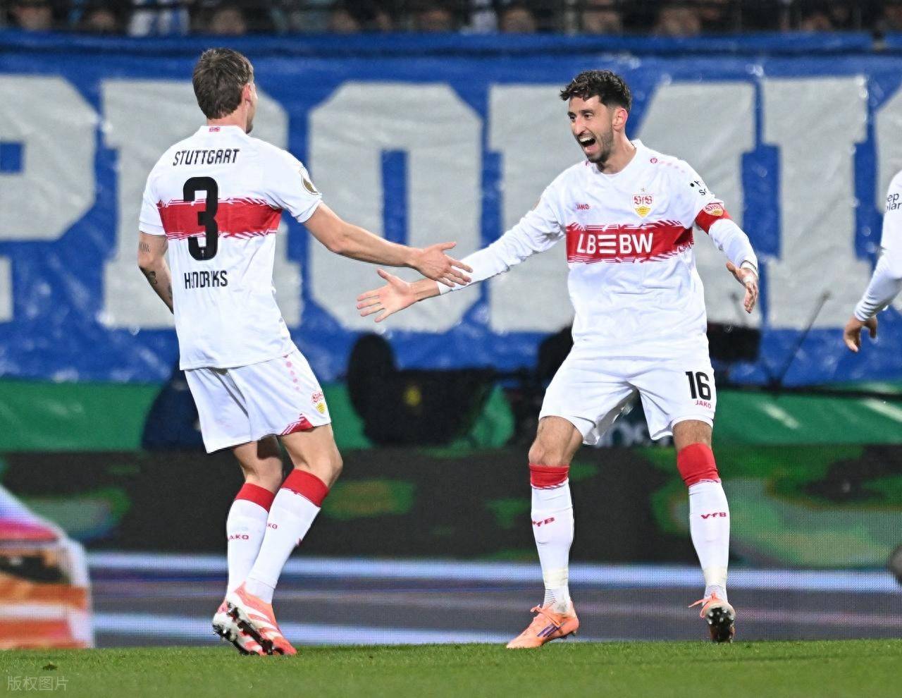 马赛迎德国杯关键赛，集结日防线松动，悬念犹存，身体对抗强度拉满的简单介绍