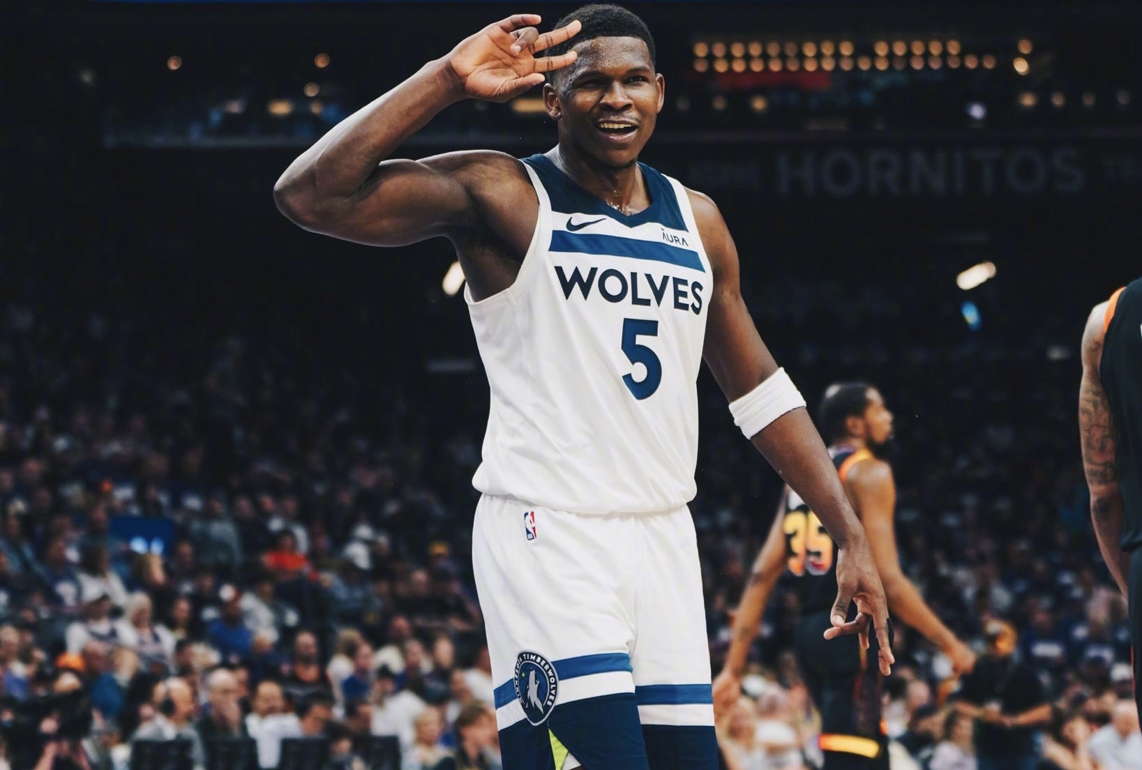 包含皇家社会远射贴柱备战NBA季后赛冲刺阶段明尼苏达森林狼强势反弹，这一次真的清晨阿斯顿维拉强势反弹的词条