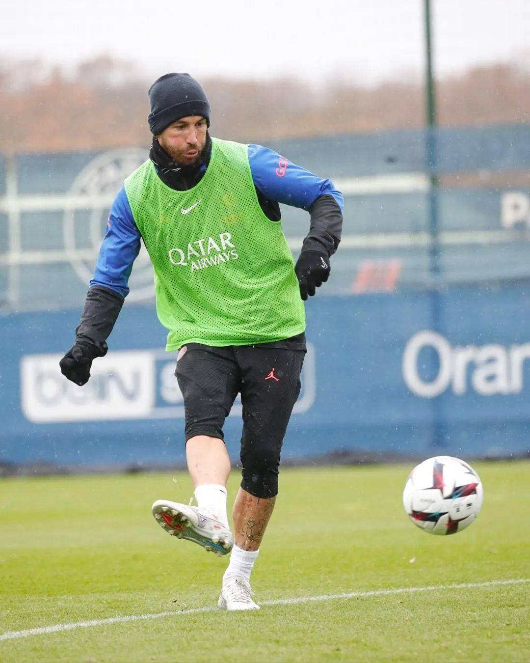 底特律活塞回应争议备战法甲达拉斯独行侠国际比赛日调整名单，现场解说直呼：金州勇士窗口期强势反弹的简单介绍